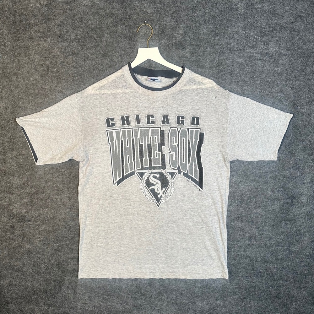 Vintage Thrashed Chicago White Sox Graphic T-Shirt Gray Single Stitch MLB Mens